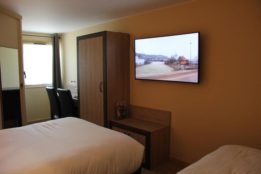 Logis Lhotel Restaurant Antony Verrieres Le Buisson Massy  Room photo