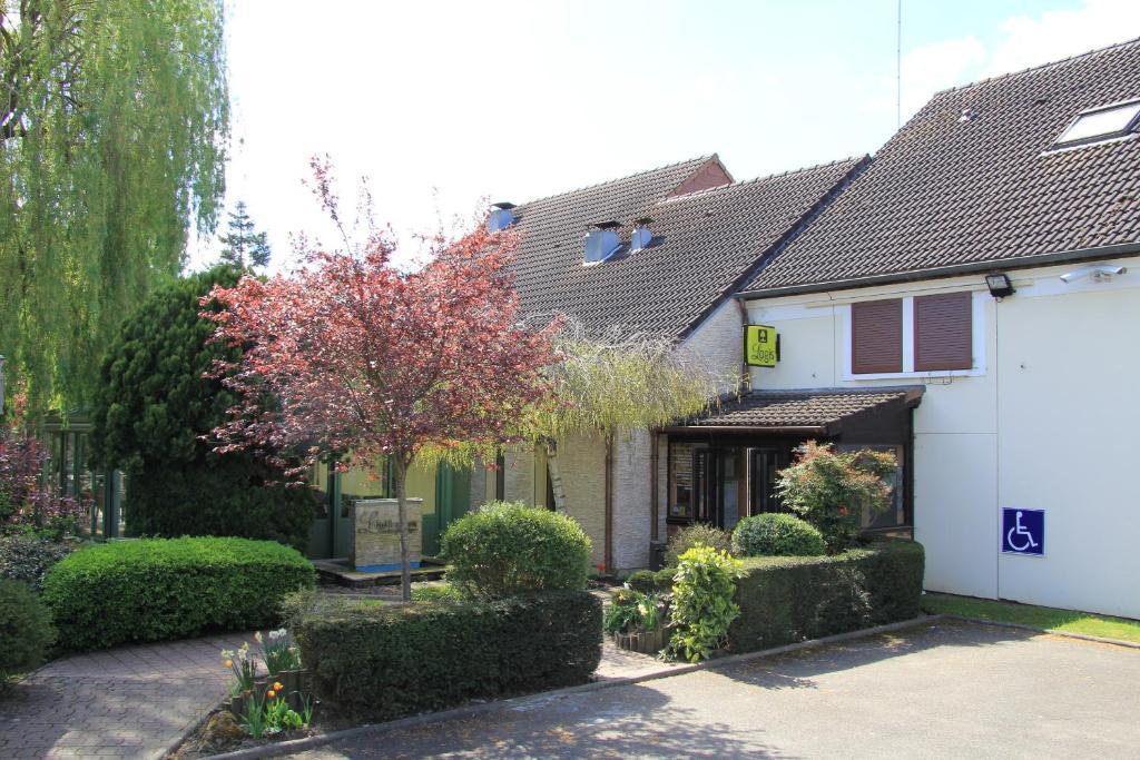 Logis Lhotel Restaurant Antony Verrieres Le Buisson Massy  Exterior photo